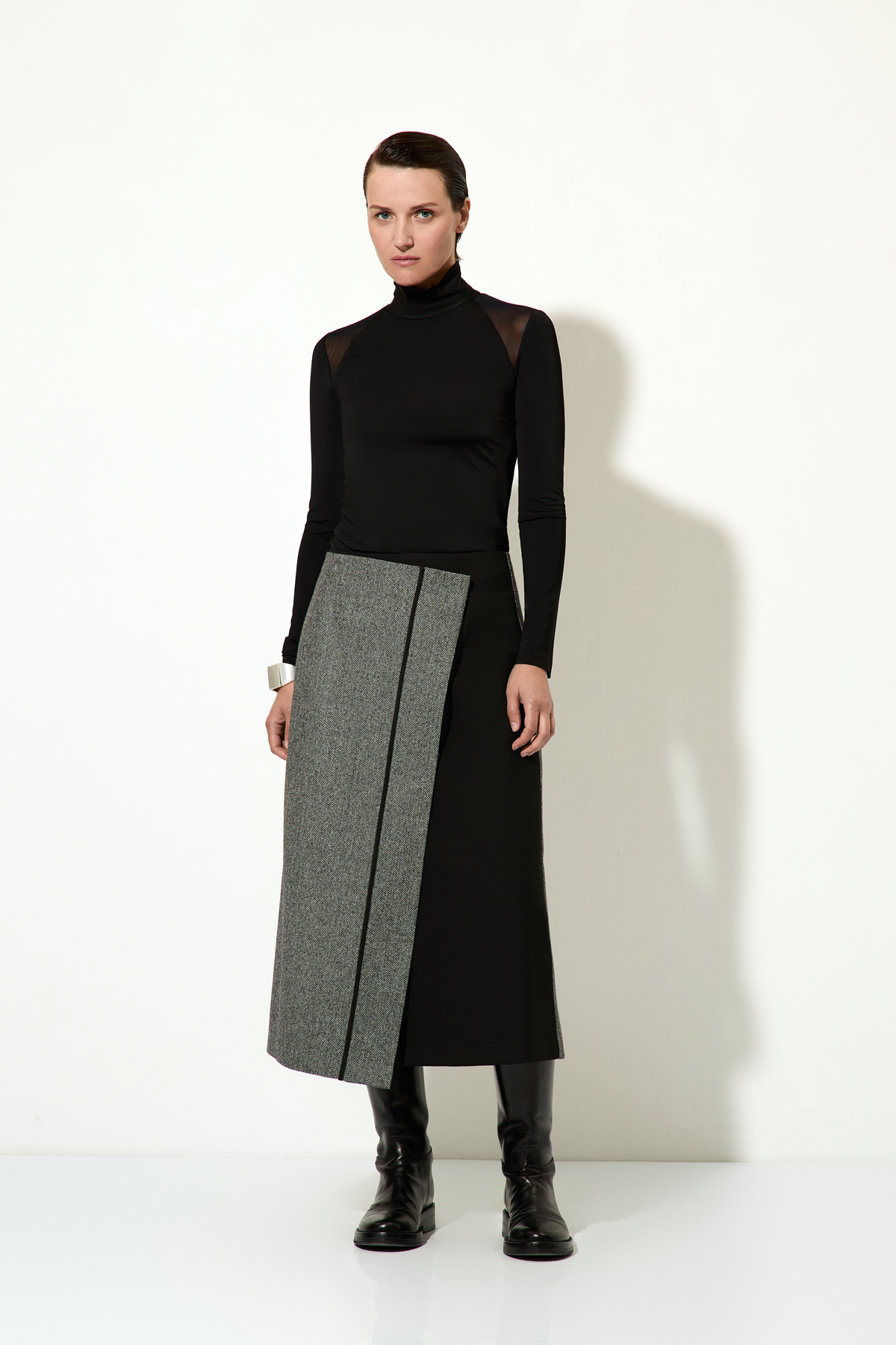 Blouse female БЛУЗКА VASSA&Co Black